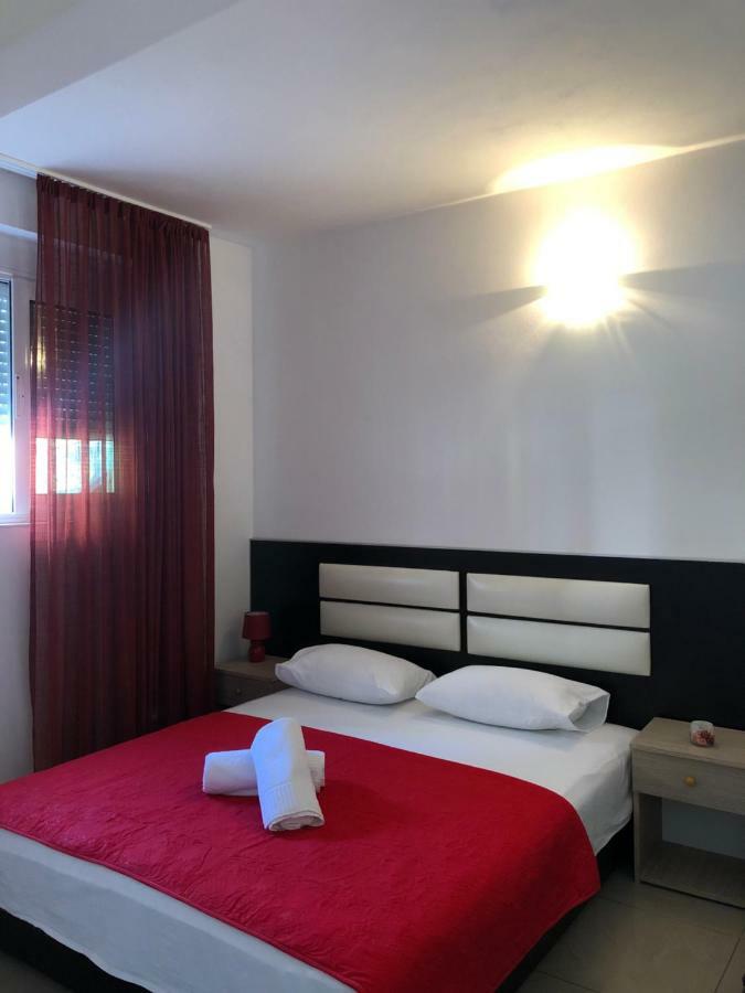 Apartmani Dini Ούλτσιν Εξωτερικό φωτογραφία