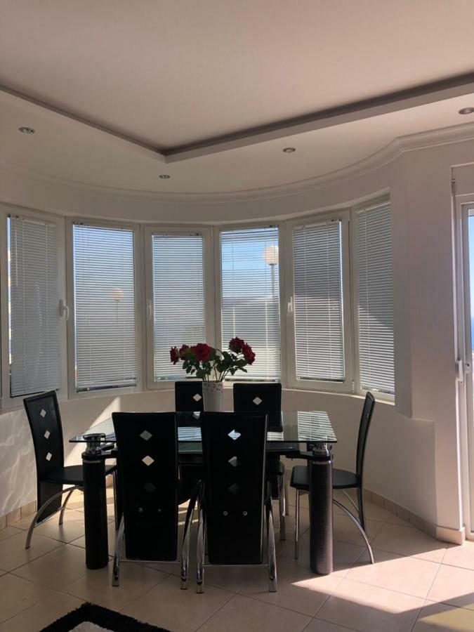 Apartmani Dini Ούλτσιν Εξωτερικό φωτογραφία